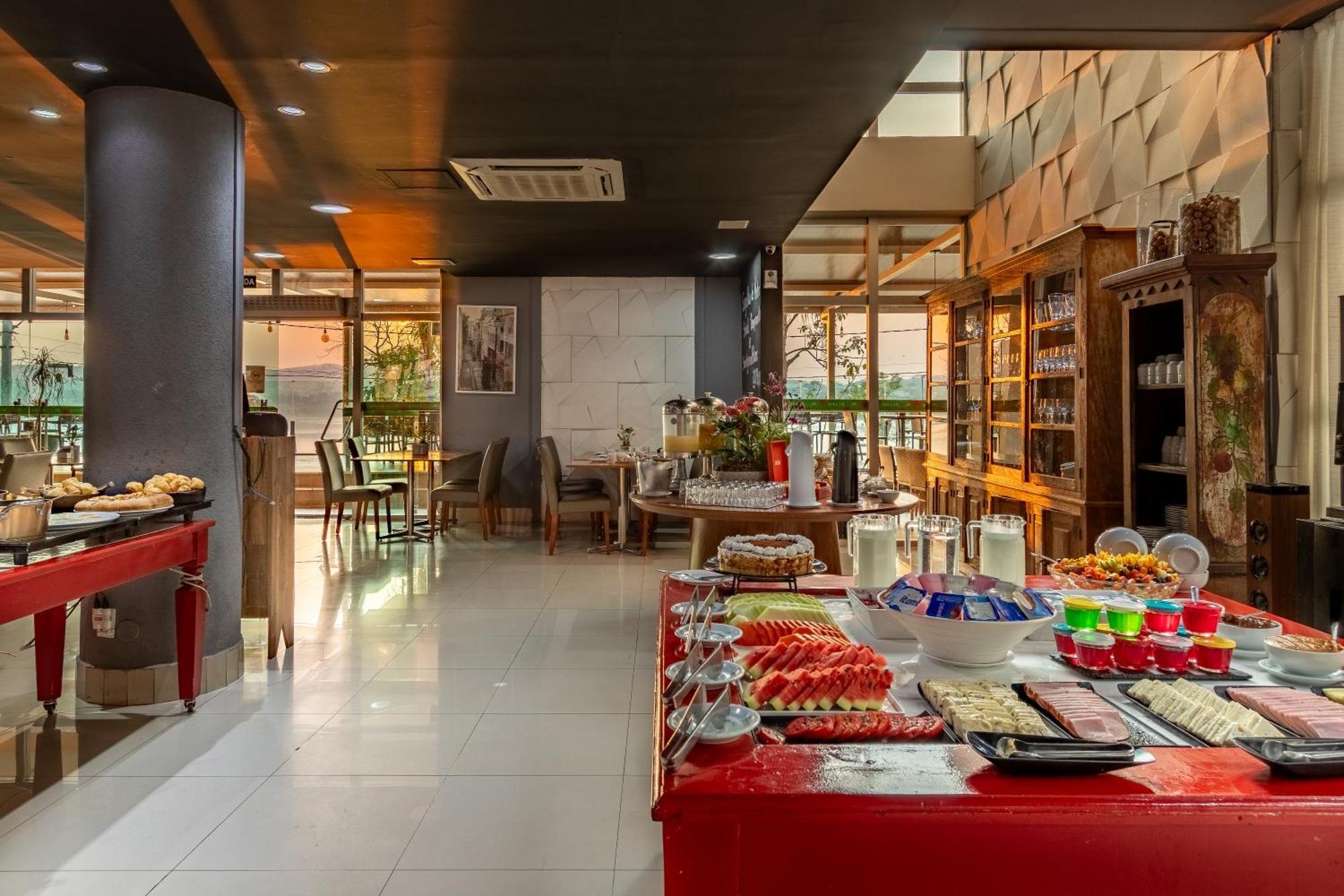 圣湖镇套房Spa酒店 外观 照片